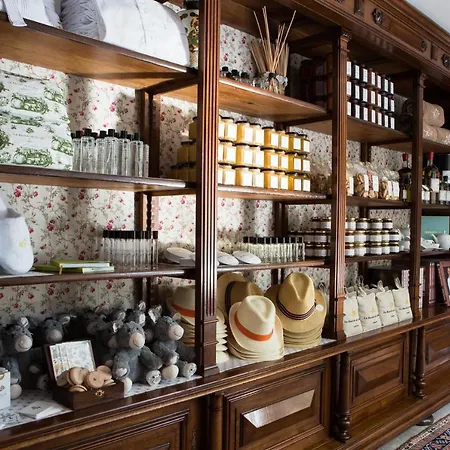 Airelles Gordes, La Bastide Hotel Gordes